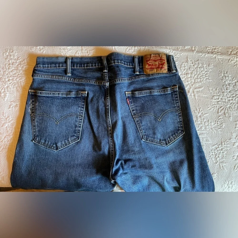 Men’s Levi’s jeans - Picture 2 of 7